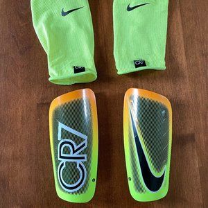 Nike Shin Guards Mercurial Lite CR7 Medium neon yellow orange black